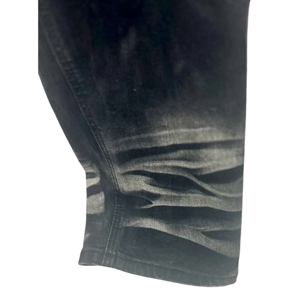 MAKOBI M1969 BONDI SHREDDED JEANS - (BLACK/ Blue) Size 36‎ x 32